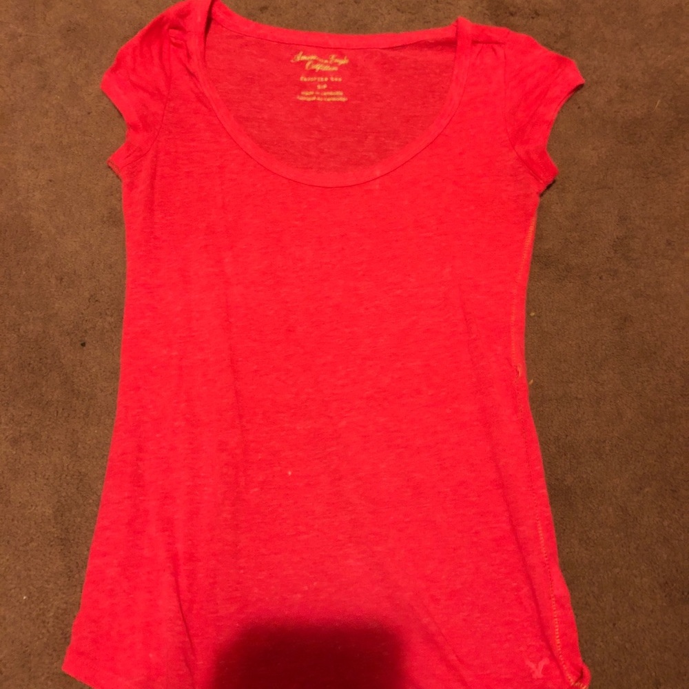 AEO Hot Pink tee 💕✨